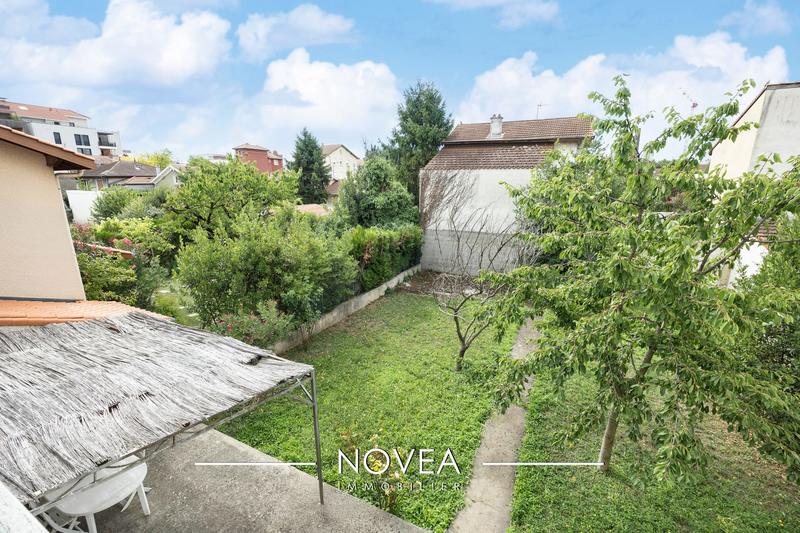 Villa - 137 m² - 6 pièces