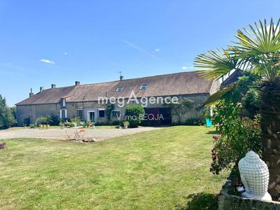 Maison - 179 m² - 7 pièces