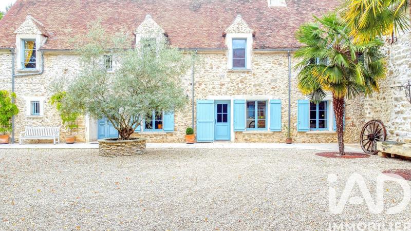 Maison - 432 m² - 18 pièces