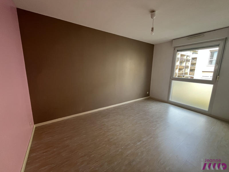 Appartement - 93 m² - 4 pièces