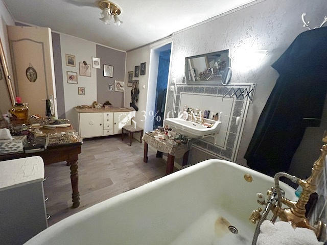 Maison de village - 165 m² - 7 pièces