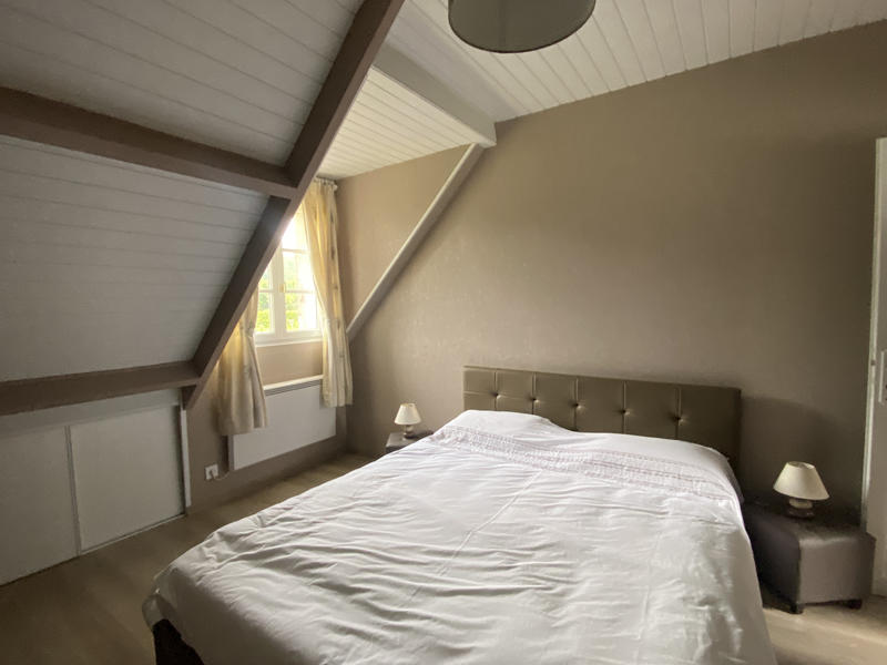 Maison - 190 m² - 7 pièces