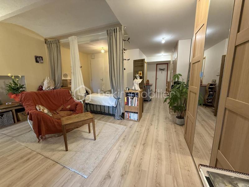Propriété - 278 m² - 7 pièces