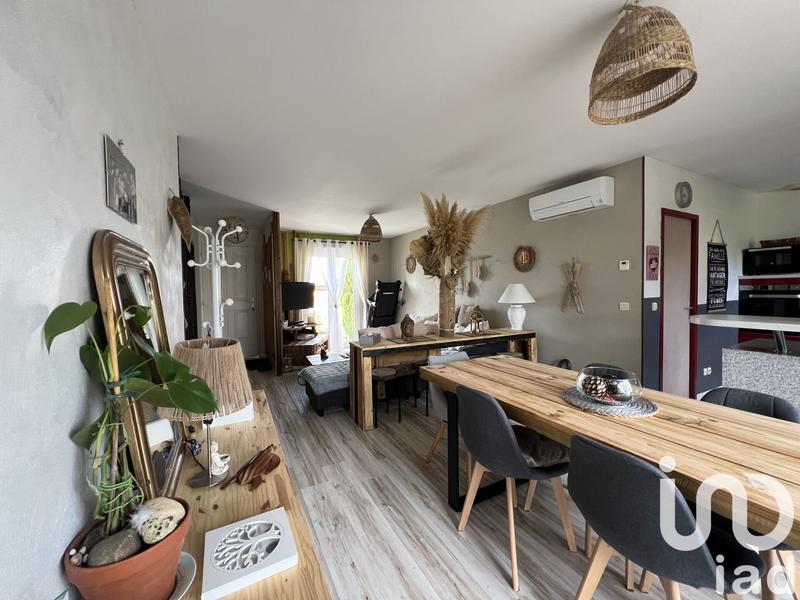 Maison - 95 m² - 4 pièces