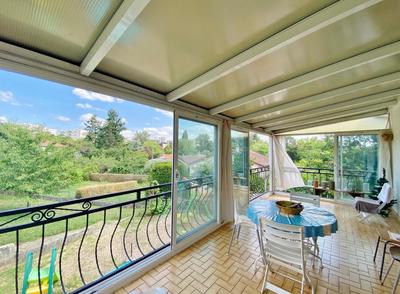 Maison - 122 m² - 5 pièces