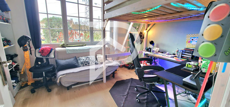 Maison - 150 m² - 6 pièces