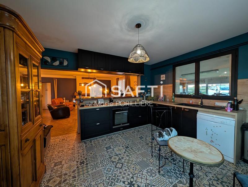 Maison - 150 m² - 7 pièces