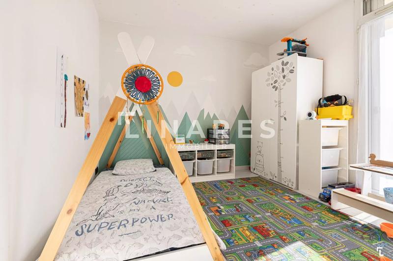 Appartement - 93 m² - 5 pièces