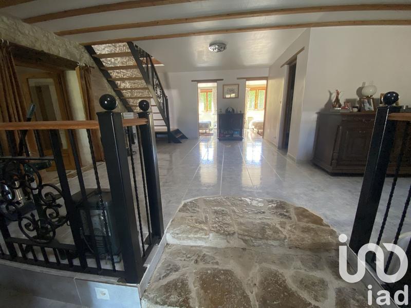 Maison de village - 341 m² - 11 pièces