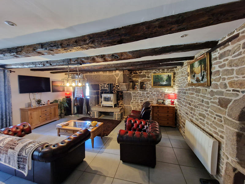 Maison - 185 m² - 6 pièces