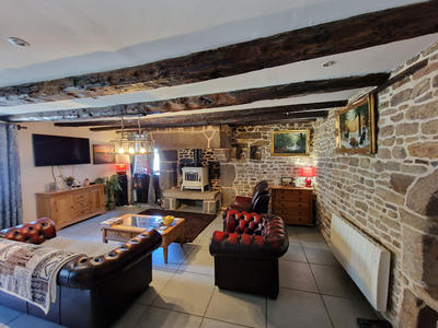 Maison - 185 m² - 6 pièces