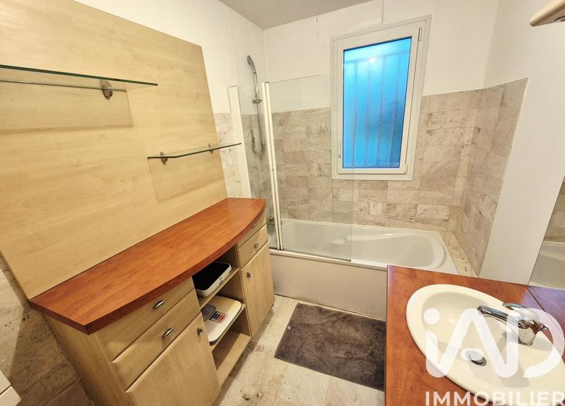 Appartement - 93 m² - 4 pièces