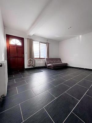 Maison de ville - 107 m² - 3 pièces