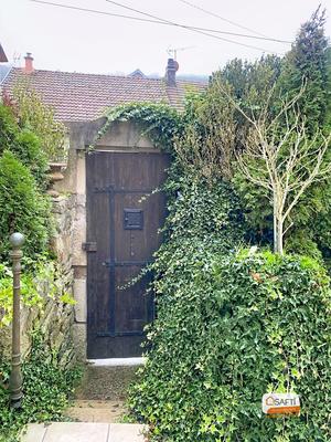 Maison - 290 m² - 10 pièces