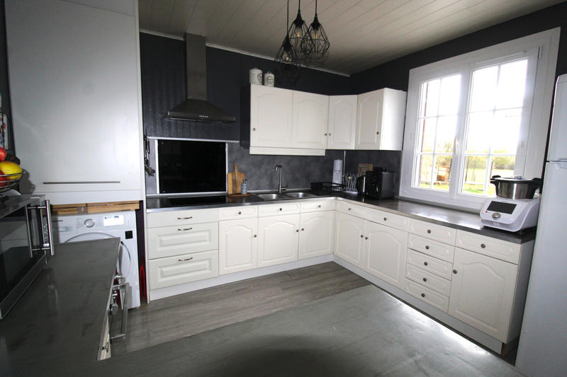 Maison - 101 m² - 5 pièces