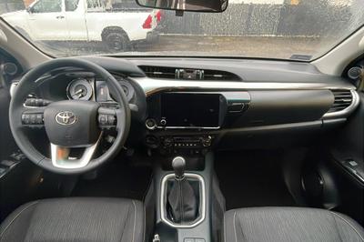 Toyota Hilux 2.8 D4-D 204 Legende 4pl