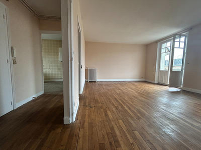 Appartement - 92 m² - 4 pièces