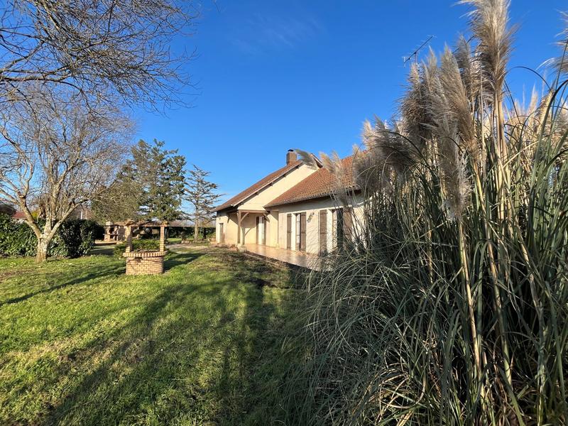 Maison traditionnelle - 171 m² - 7 pièces