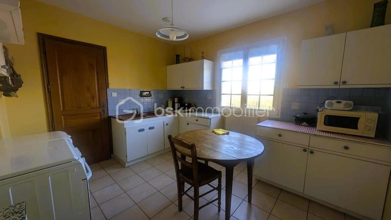 Maison traditionnelle - 130 m² - 8 pièces