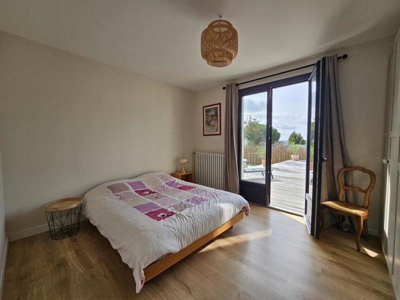 Maison - 273 m² - 10 pièces