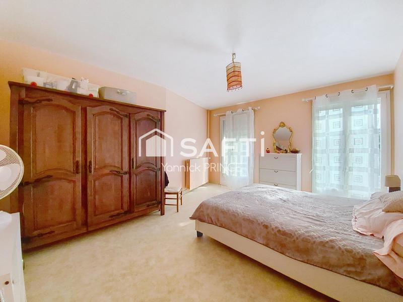 Maison - 178 m² - 7 pièces