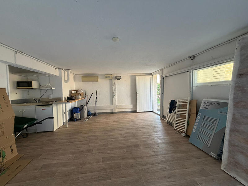 Local d'activité / Entrepôt - 23 m²