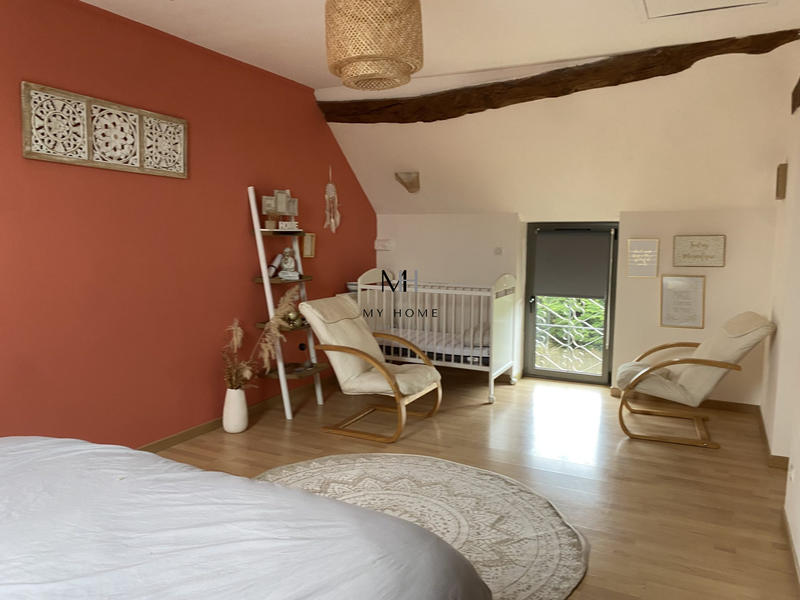 Maison ancienne - 203 m² - 6 pièces