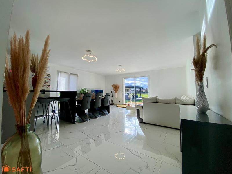 Maison - 90 m² - 4 pièces