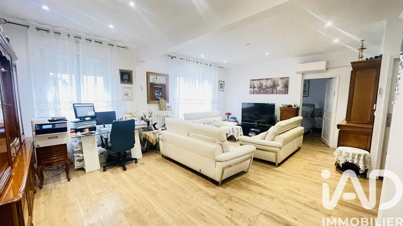 Maison - 201 m² - 7 pièces