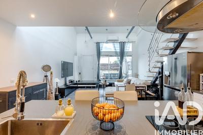 Loft - 69 m² - 3 pièces