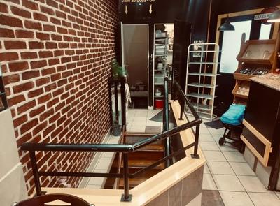 Local commercial - 130 m² - 4 pièces