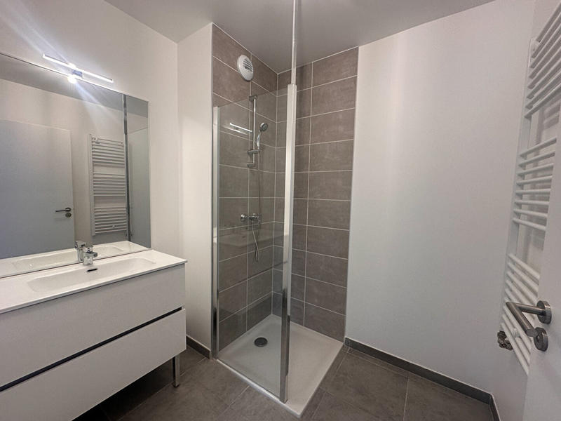 Appartement - 77 m² - 4 pièces