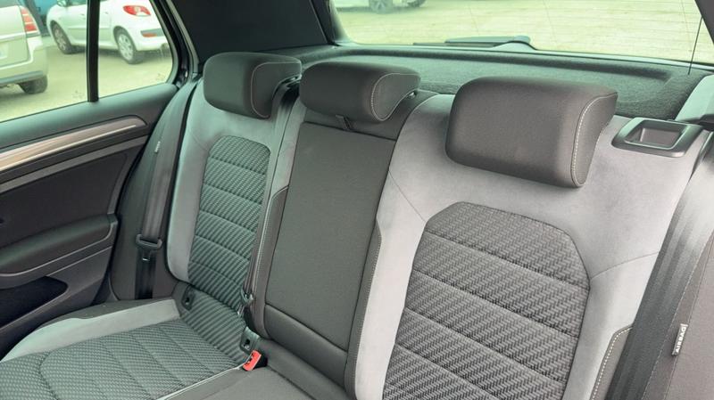 Volkswagen Golf 1.5 Tsi 150 Dsg7 R-Line - Automatique Toit ouvrant