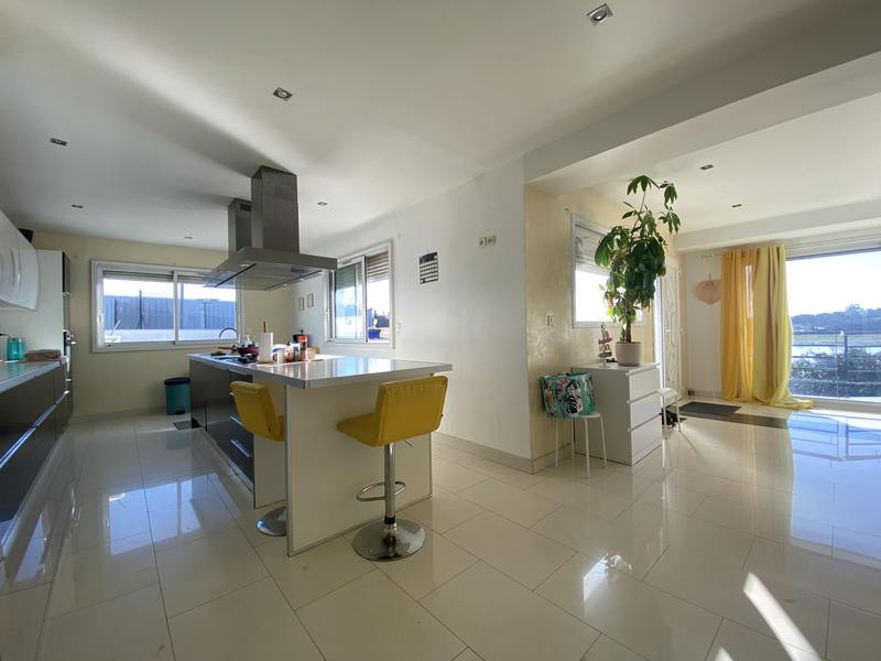 Villa - 370 m² - 8 pièces