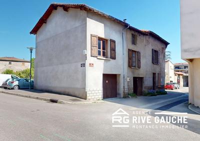 Maison - 121 m² - 6 pièces