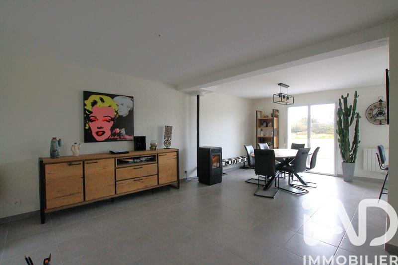 Maison - 99 m² - 5 pièces