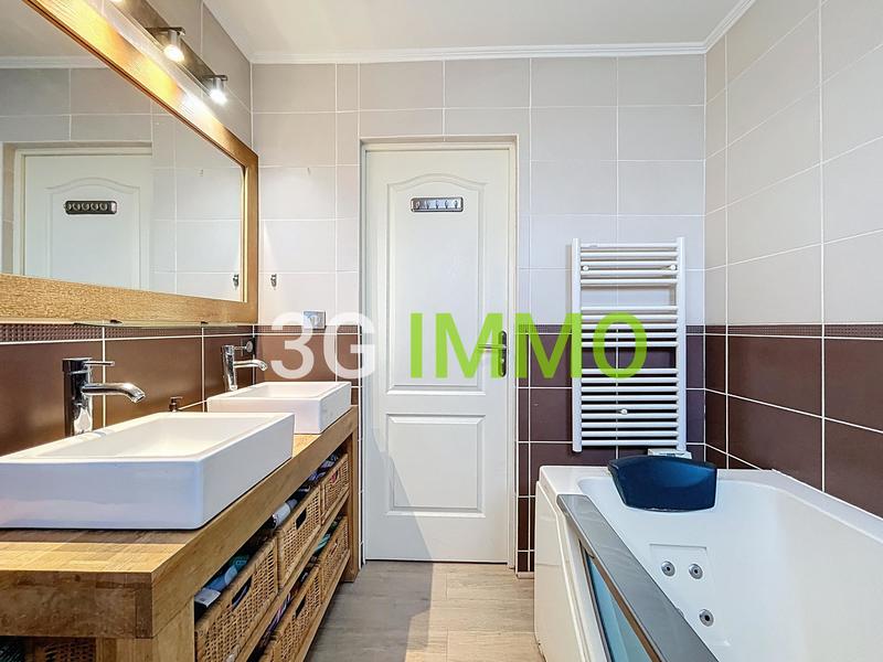 Maison - 115 m² - 6 pièces