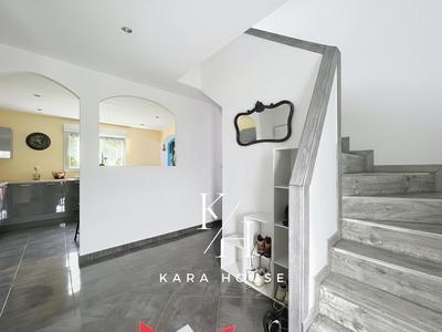 Maison contemporaine - 107 m² - 5 pièces