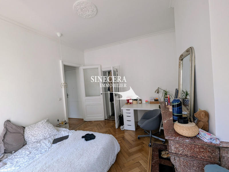 Appartement - 77 m² - 3 pièces