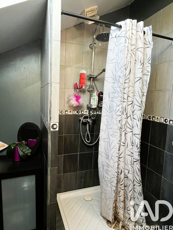 Maison - 88 m² - 5 pièces