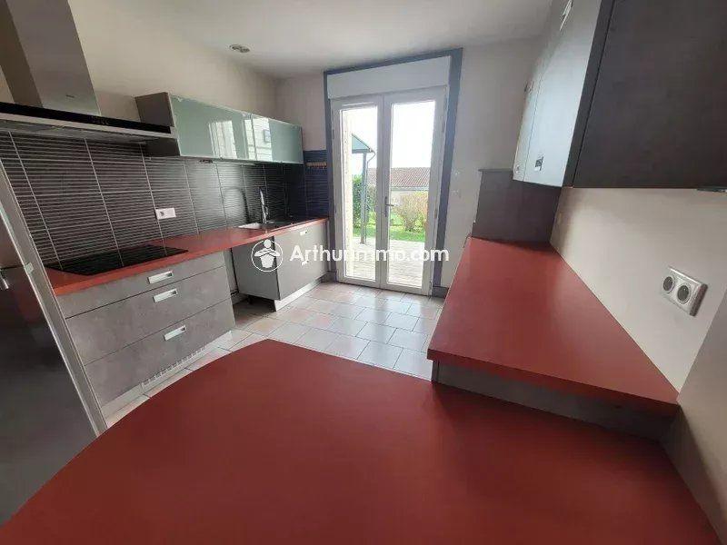 Maison - 80 m² - 5 pièces