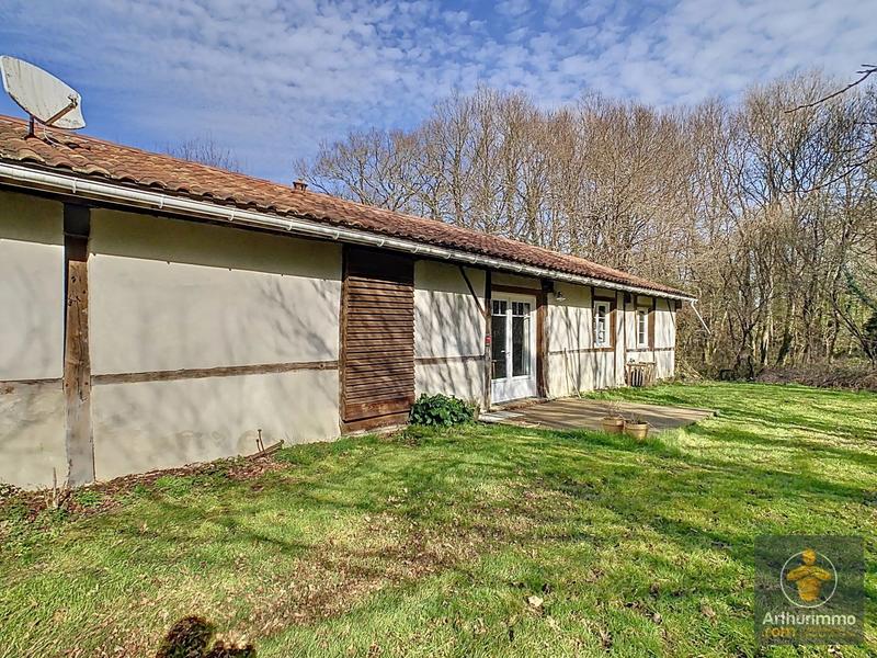 Maison - 250 m² - 7 pièces