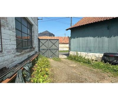 Local commercial - 150 m² - 2 pièces