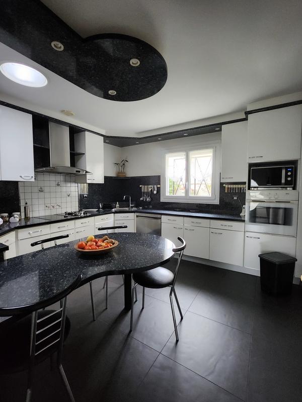 Maison - 150 m² - 7 pièces