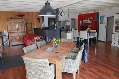 Maison de bois - 201 m² - 8 pièces