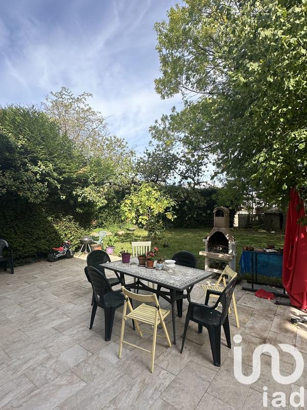 Maison - 186 m² - 8 pièces