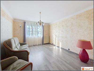 Maison - 90 m² - 4 pièces