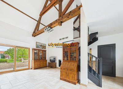 Maison ancienne - 230 m² - 6 pièces