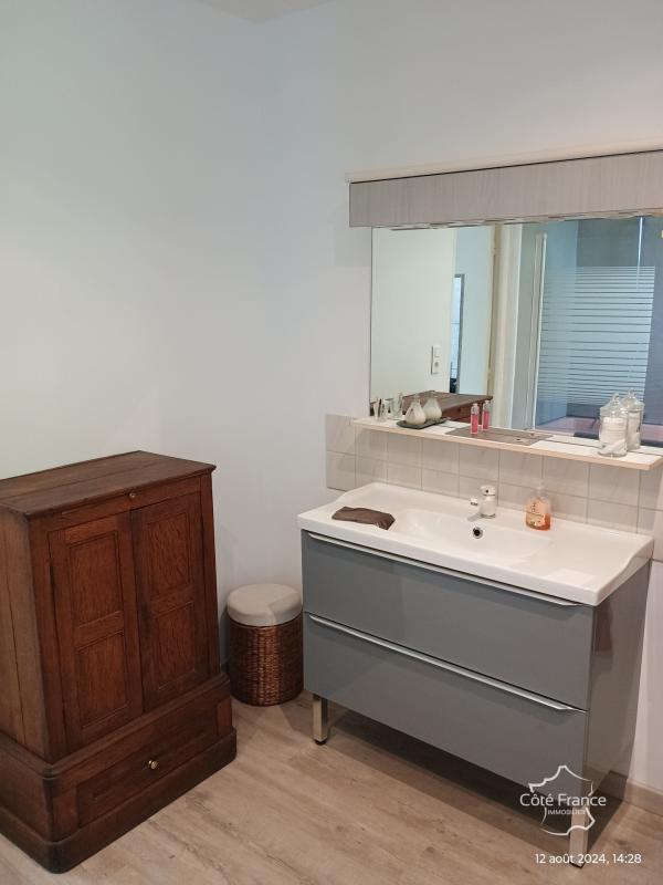 Maison de village - 174 m² - 10 pièces