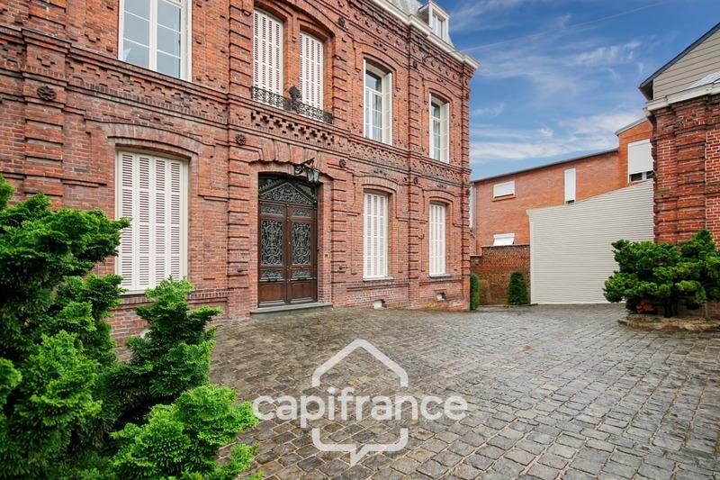 Hôtel particulier - 570 m² - 20 pièces